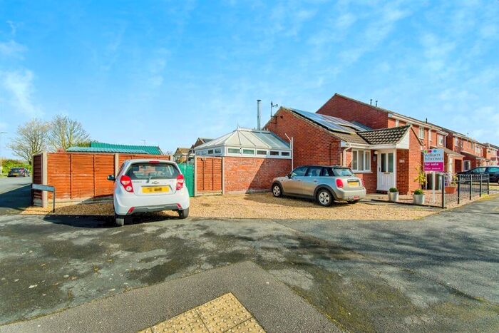 2 Bedroom Terraced Bungalow For Sale In Edmunds Road, Cranwell Village, Sleaford, NG34