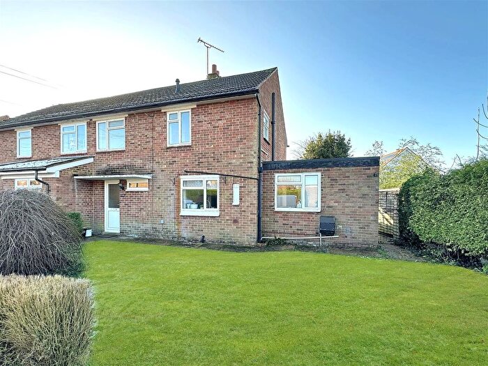 3 Bedroom Semi-Detached House For Sale In Shrubcote, Tenterden, TN30