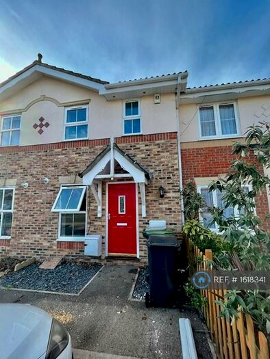 2 Bedroom Terraced House To Rent In Fairlead Drive, Gosport, PO13
