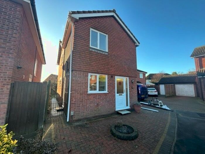4 Bedroom Detached House To Rent In Halford Court, Ipswich, IP8