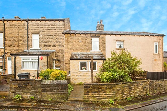 2 Bedroom Terraced House For Sale In Warley Road, Halifax, HX1