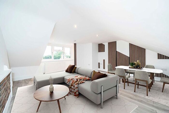 4 Bedroom Flat To Rent In Haydons Road, London, SW19