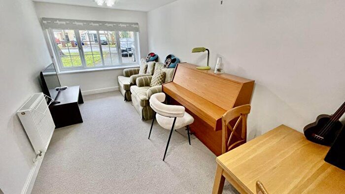 4 Bedroom Detached House For Sale In Chelsea Close, Forest Park, Lincoln, LN6