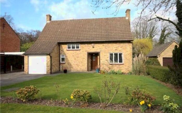 4 Bedroom Detached House To Rent In Butlers Court Road, Beaconsfield, HP9