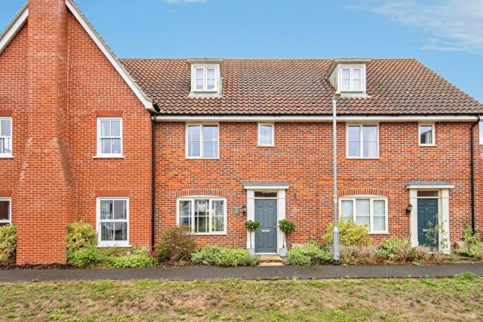 3 Bedroom Terraced House For Sale In Willis Crescent, Ipswich, IP4