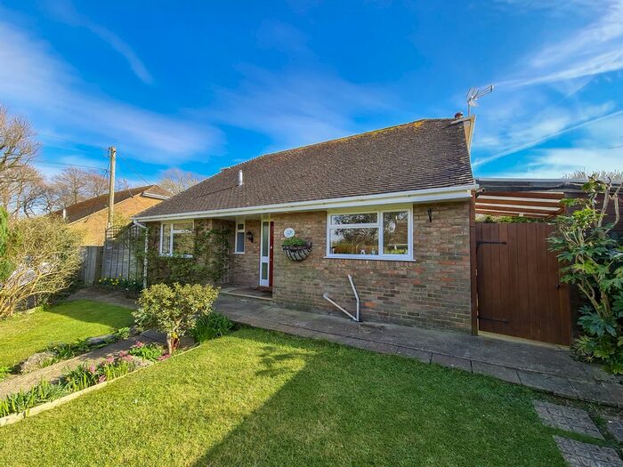 Houses for sale & to rent in TN7 4BP, Station Road, Frant/withyham