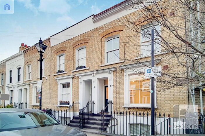2 Bedroom Flat To Rent In Ellesmere Road, Bow, London, E3