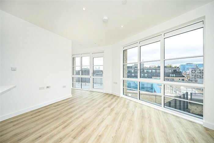 2 Bedroom Flat For Sale In Witan Street, London, E2