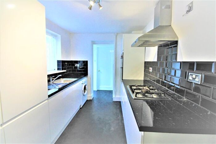 3 Bedroom Property To Rent In Falcon Road, Ponders End, Enfield, EN3