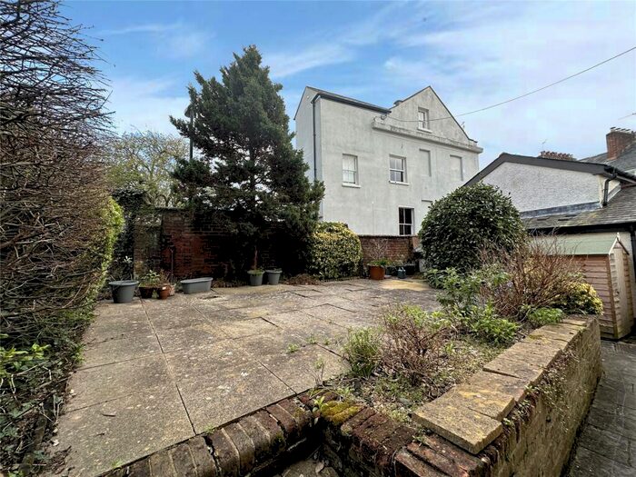 1 Bedroom Apartment To Rent In St Leonards, Exeter, EX2