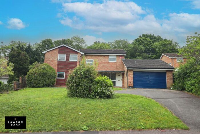 5 Bedroom Detached House To Rent In College Close, Rowland's Castle, PO9