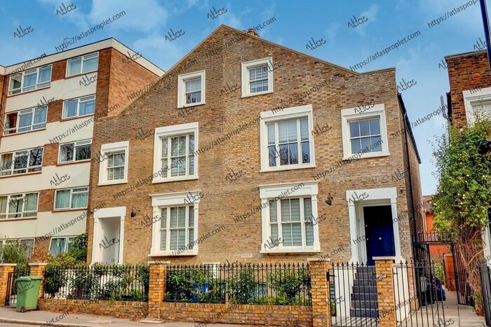 2 Bedroom Flat To Rent In Castlebar Road, London, W5