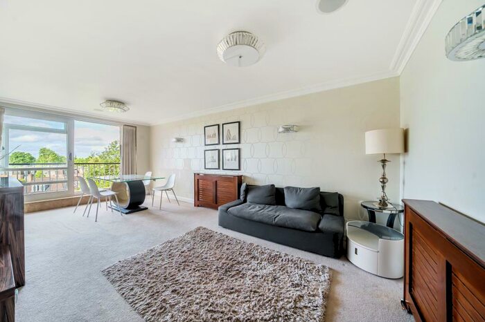 2 Bedroom Apartment To Rent In Queensmead, St Johns Wood, NW8