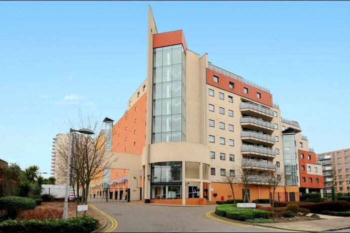 1 Bedroom Flat To Rent In Tradewinds Apartment, Wards Wharf Approach, Pontoon Dock, West Silvertown, London, E16