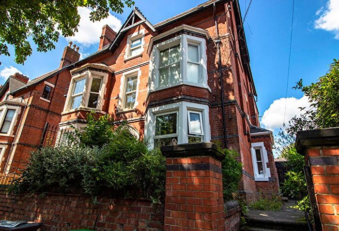 4 Bedroom Flat To Rent In Forest Road West, Nottingham, NG7