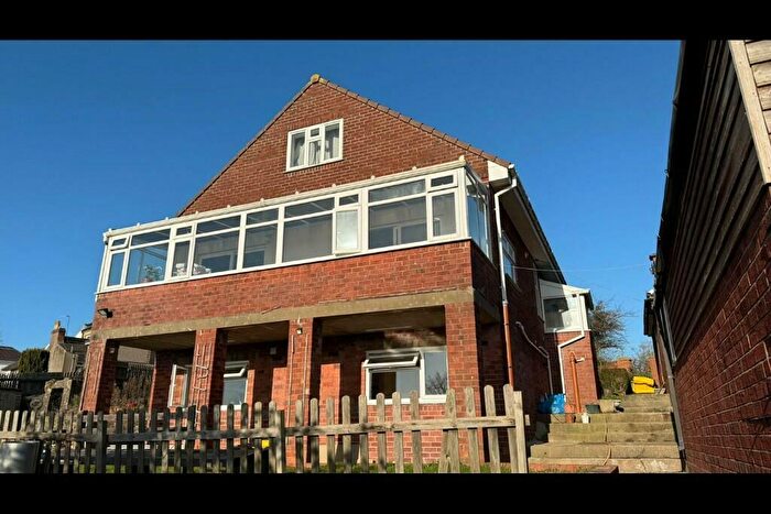 5 Bedroom House To Rent In Hambrook Road, Bristol, BS34