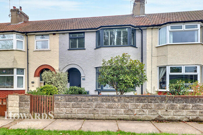 3 Bedroom Terraced House For Sale In Dell Road, Lowestoft, NR33