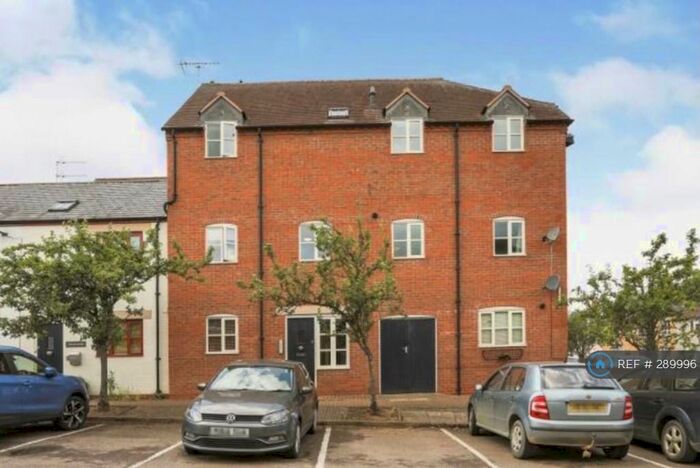 2 Bedroom Flat To Rent In The Old Bakery, Shipston-On-Stour, CV36