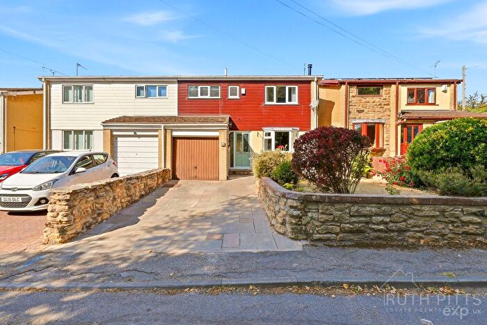 3 Bedroom Semi Detached House For Sale In Little Lane, Upton, WF9