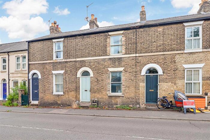 2 Bedroom Terraced House For Sale In Victoria Road, Cambridge, CB4