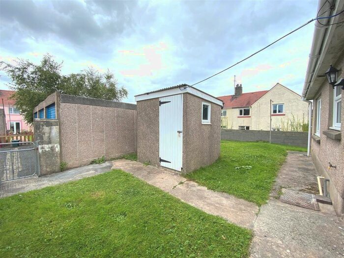 2 Bedroom Bungalow To Rent In Kesteven Court, Carew, Tenby, SA70
