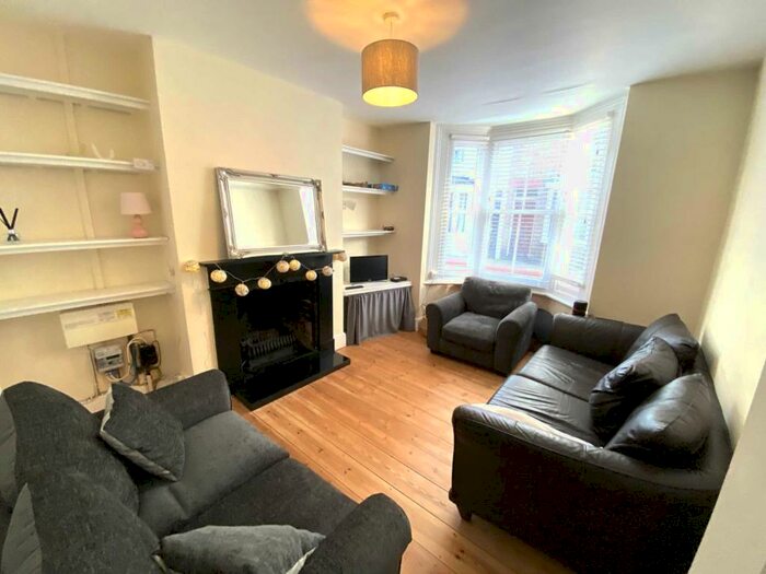 2 Bedroom Terraced House To Rent In St. Peters Grove, Canterbury, CT1