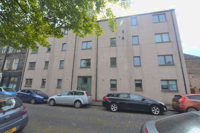 2 Bedroom Flat To Rent In Yardheads, Edinburgh, EH6