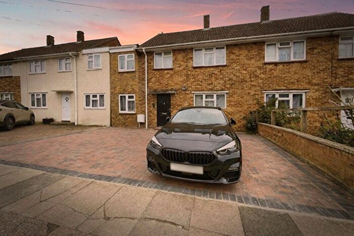 1 Bedroom Terraced House To Rent In Hadlow Road, Welling, DA16