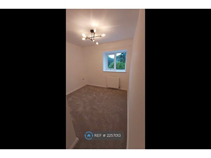 1 Bedroom Flat To Rent In Stephen House, Knottingley, WF11