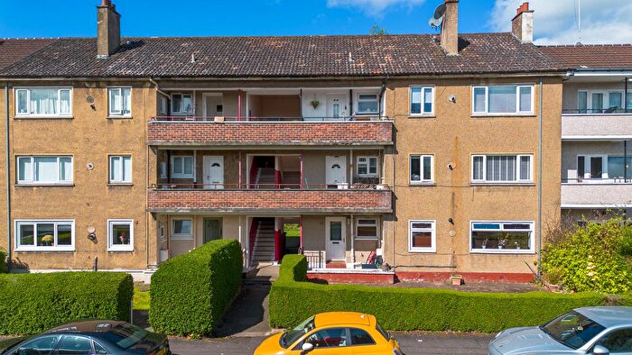 3 Bedroom Flat For Sale In Burrelton Road, Merrylee, G43