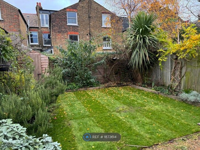 1 Bedroom Flat To Rent In Cautley Avenue, London, SW4