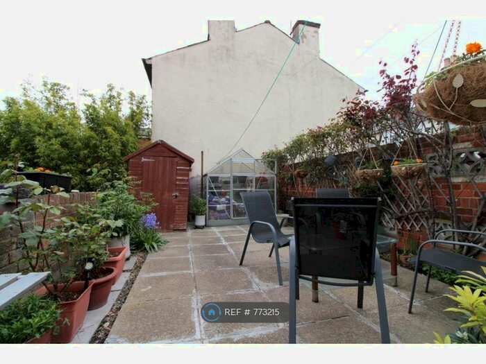 4 Bedroom Terraced House To Rent In Upper Crown Street, Reading, RG1