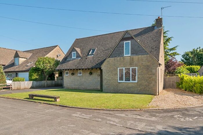 4 Bedroom Detached House For Sale In Stonesfield, Oxfordshire, OX29