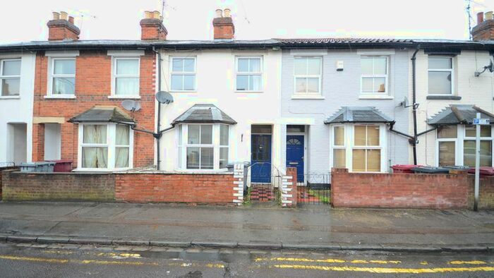 2 Bedroom Terraced House To Rent In Cardiff Road, Reading, RG1