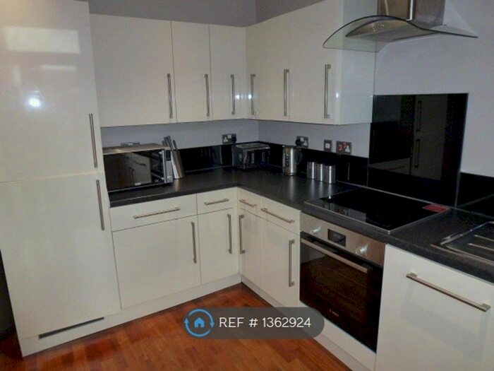 2 Bedroom Terraced House To Rent In Roebuck Street, Preston, PR2