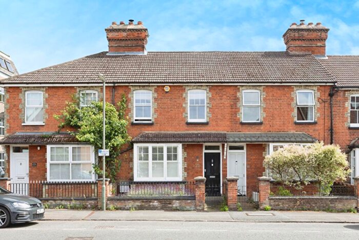 2 Bedroom Terraced House For Sale In Leas Road, Guildford, GU1