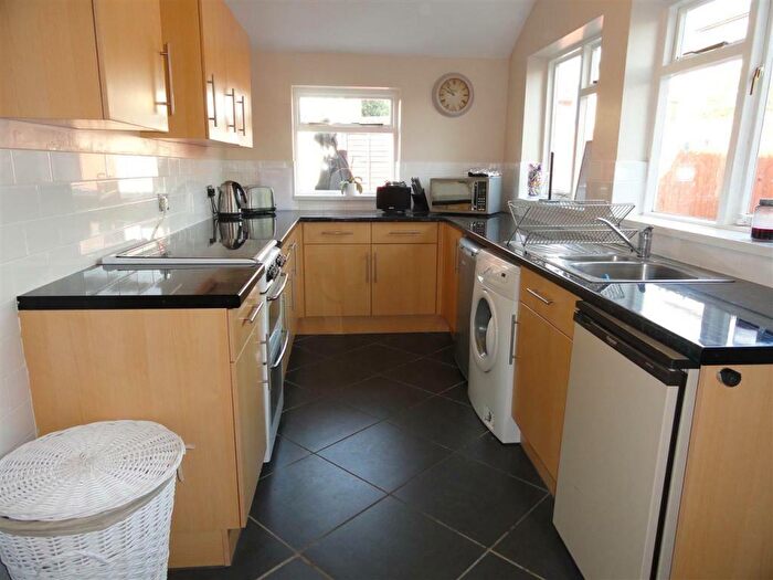 2 Bedroom End Of Terrace House To Rent In Victoria Crescent, Chelmsford City Centre, Chelmsford, CM1