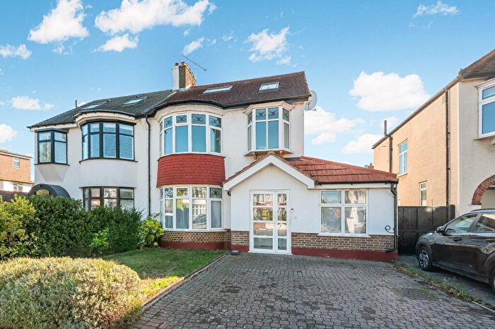 4 Bedroom House To Rent In Station Road, West Wickham, BR4
