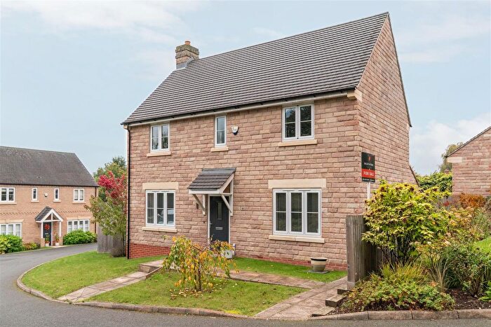 4 Bedroom Detached House For Sale In Hackney Grange, Matlock, DE4