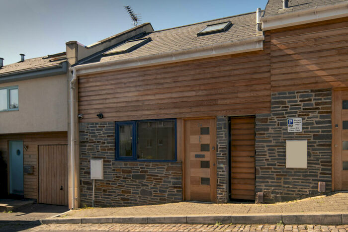 2 Bedroom Terraced House To Rent In Sydenham Lane, Bristol, BS6