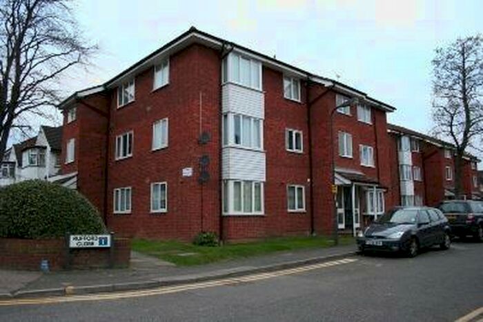 1 Bedroom Flat To Rent In Belvoir Court, Kenton Road, HA3