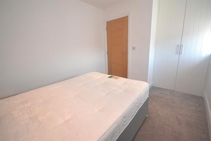 1 Bedroom Flat To Rent In Oxford Road, Reading, Berkshire, RG1