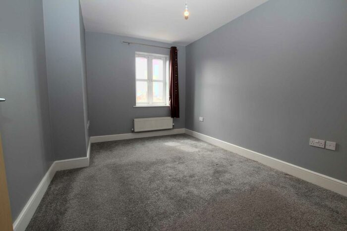 1 Bedroom Apartment To Rent In Masters House, Coxhill Way (Close To The Station), HP21