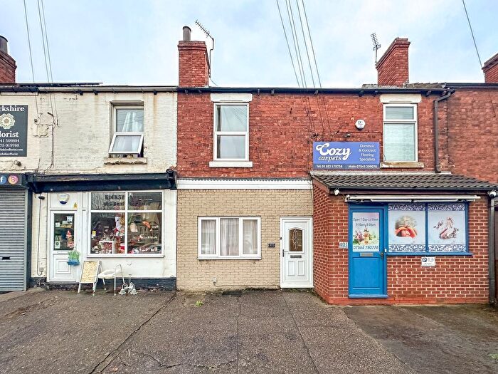 2 Bedroom Terraced House For Sale In Bentley Road, Bentley, Doncaster, DN5