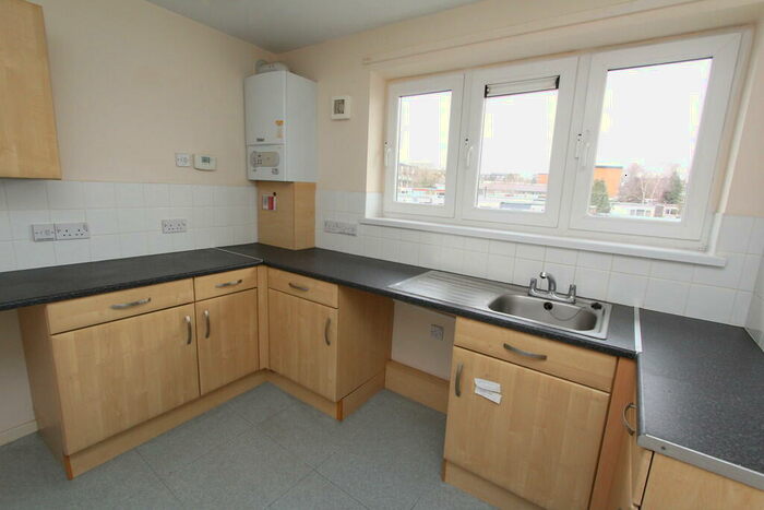 1 Bedroom Flat To Rent In Batemoor Road, Sheffield, S8