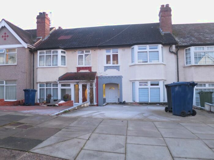 3 Bedroom Terraced House To Rent In Northwood Gardens, Greenford, UB6