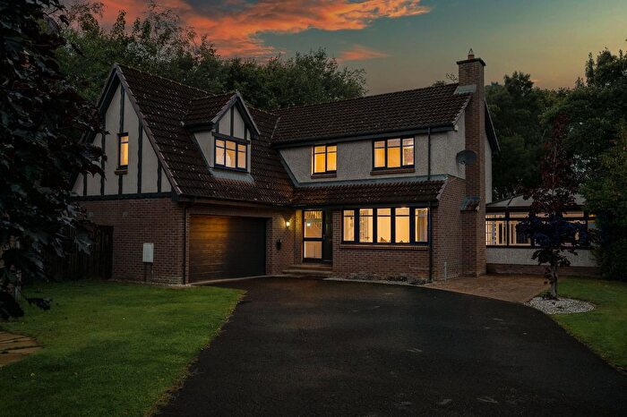 5 Bedroom Detached House For Sale In Albyn Drive, Murieston, EH54