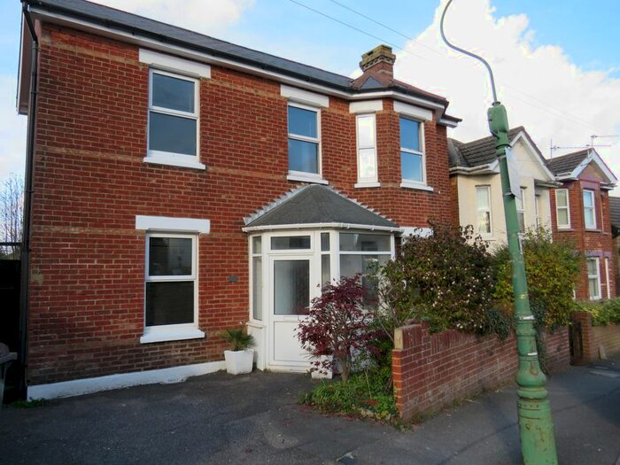 3 Bedroom Property To Rent In Kemp Road, Winton, Bournemouth, BH9