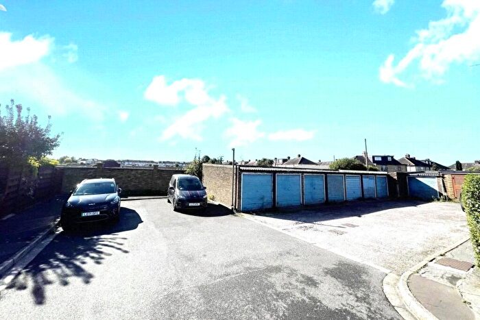 Land To Rent In Sinclare Close, Enfield, London, EN1