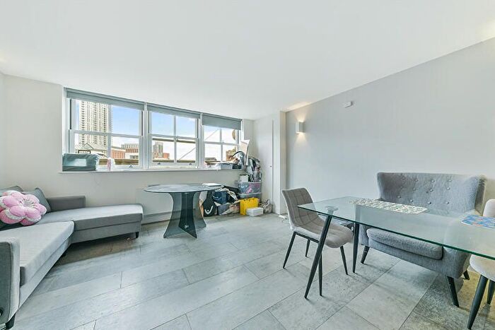 2 Bedroom Flat To Rent In Tabernacle Street, Shoreditch, London, Shoreditch, EC2A